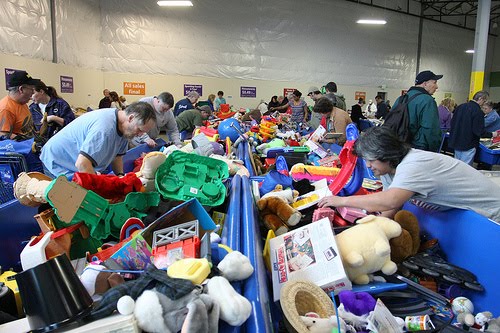 goodwill bins2 Norwalk Sheriff's Volunteers Hosting Goodwill Donation Fundraiser on Saturday in La Mirada