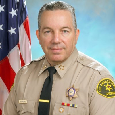 sheriff alex villanueva