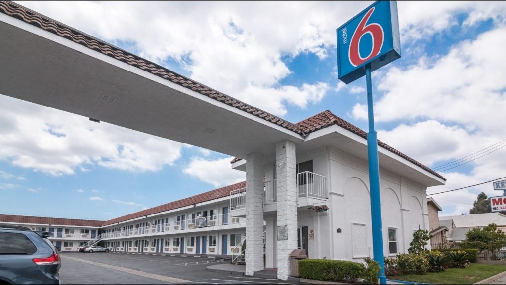 motel 6 norwalk housekey