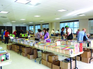 Booksalepic2014