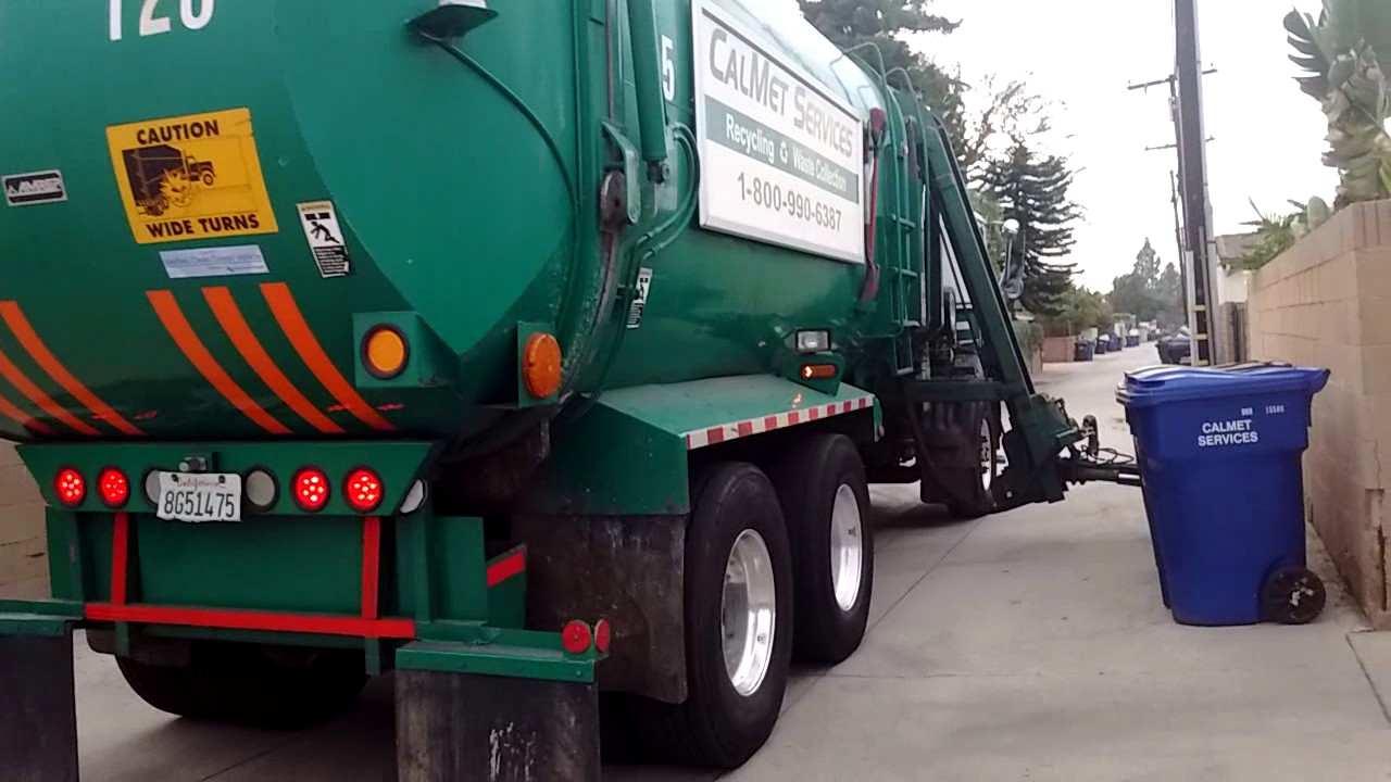cal-met trash hauler 
