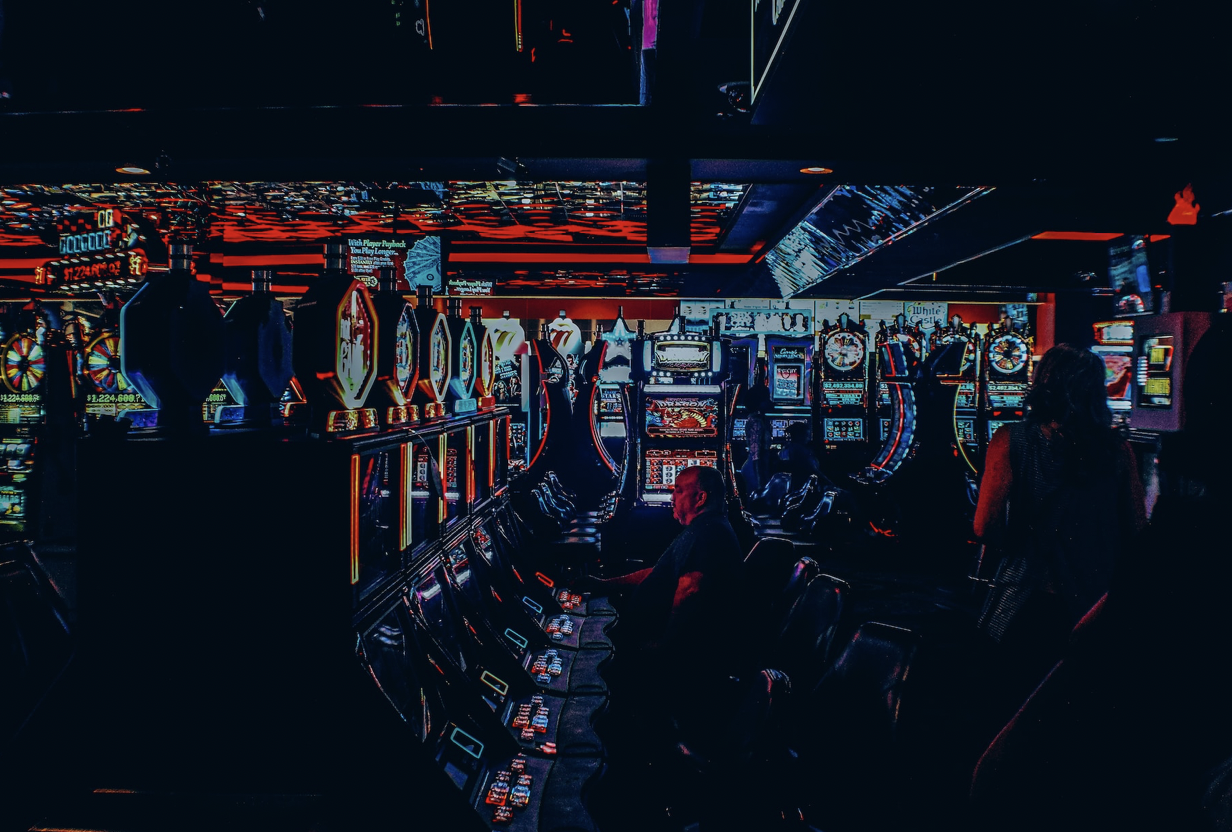 The influence of advertising and marketing on consumer behavior in a casino